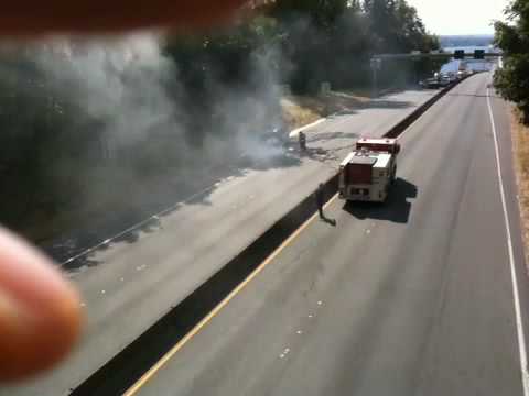 Car fire shuts down Highway 520 in Seattle